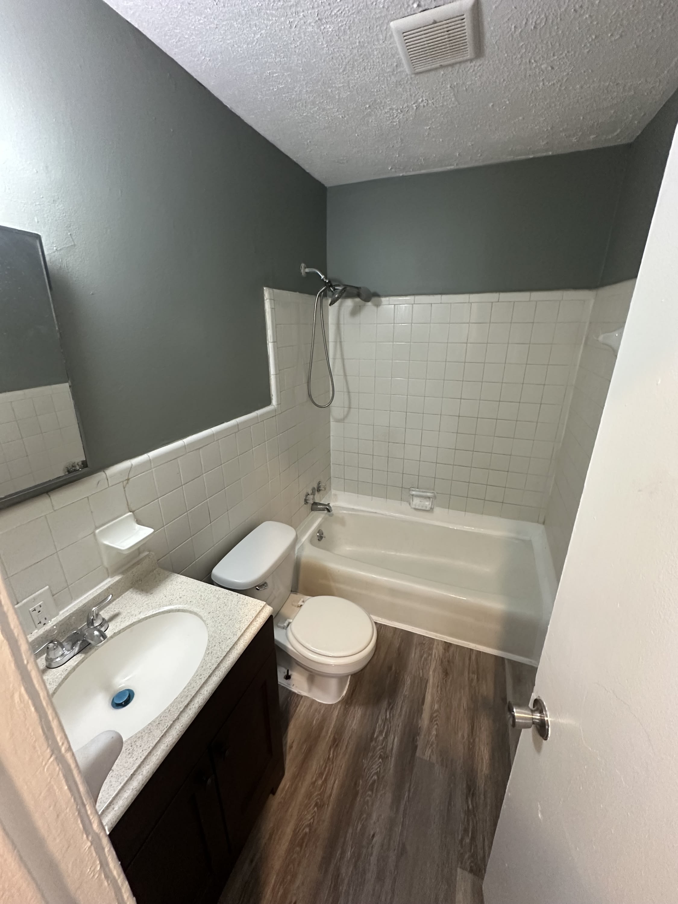 114 Jelk St – photo 5