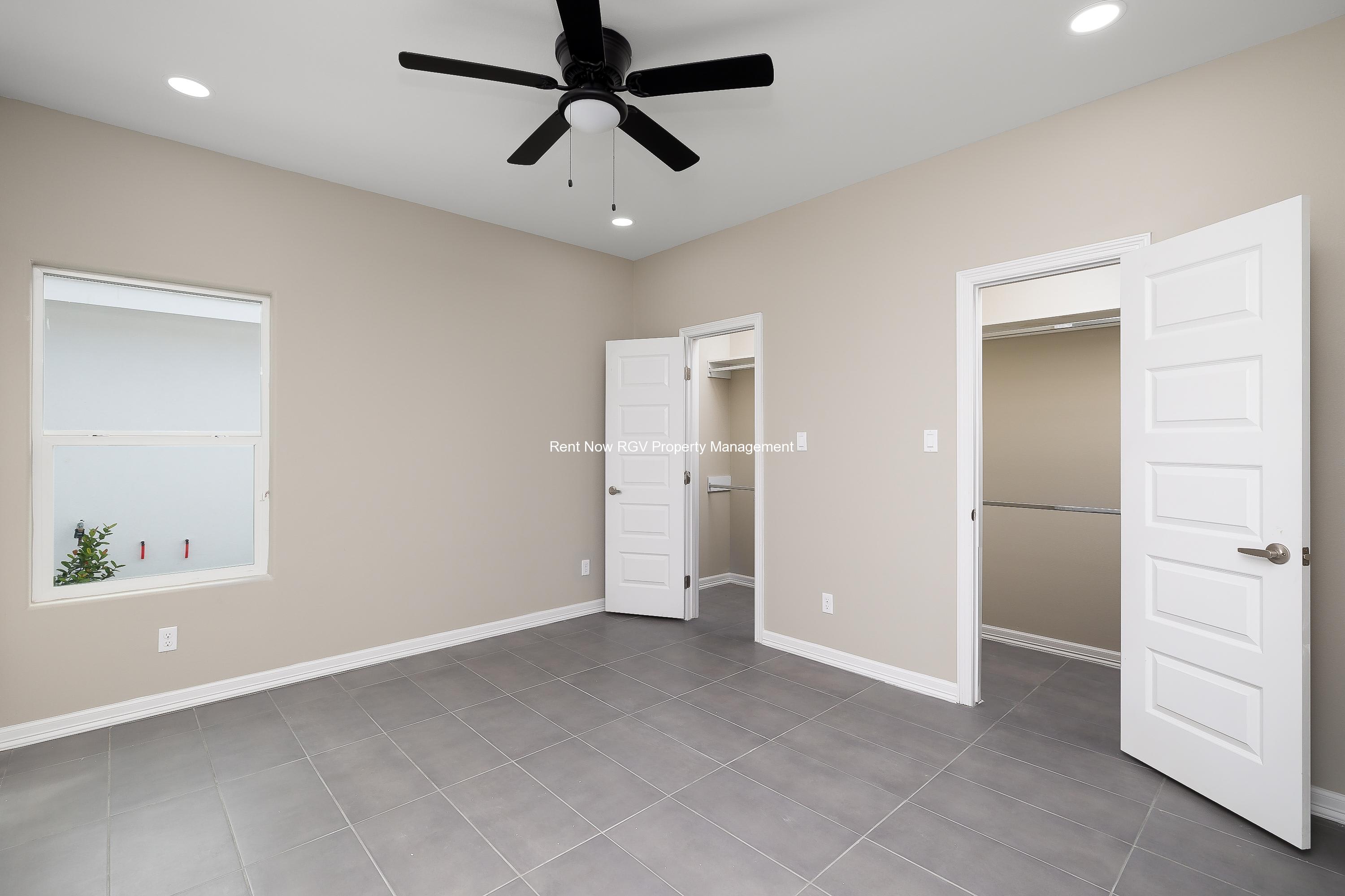 11007 N 36th Ln – photo 3
