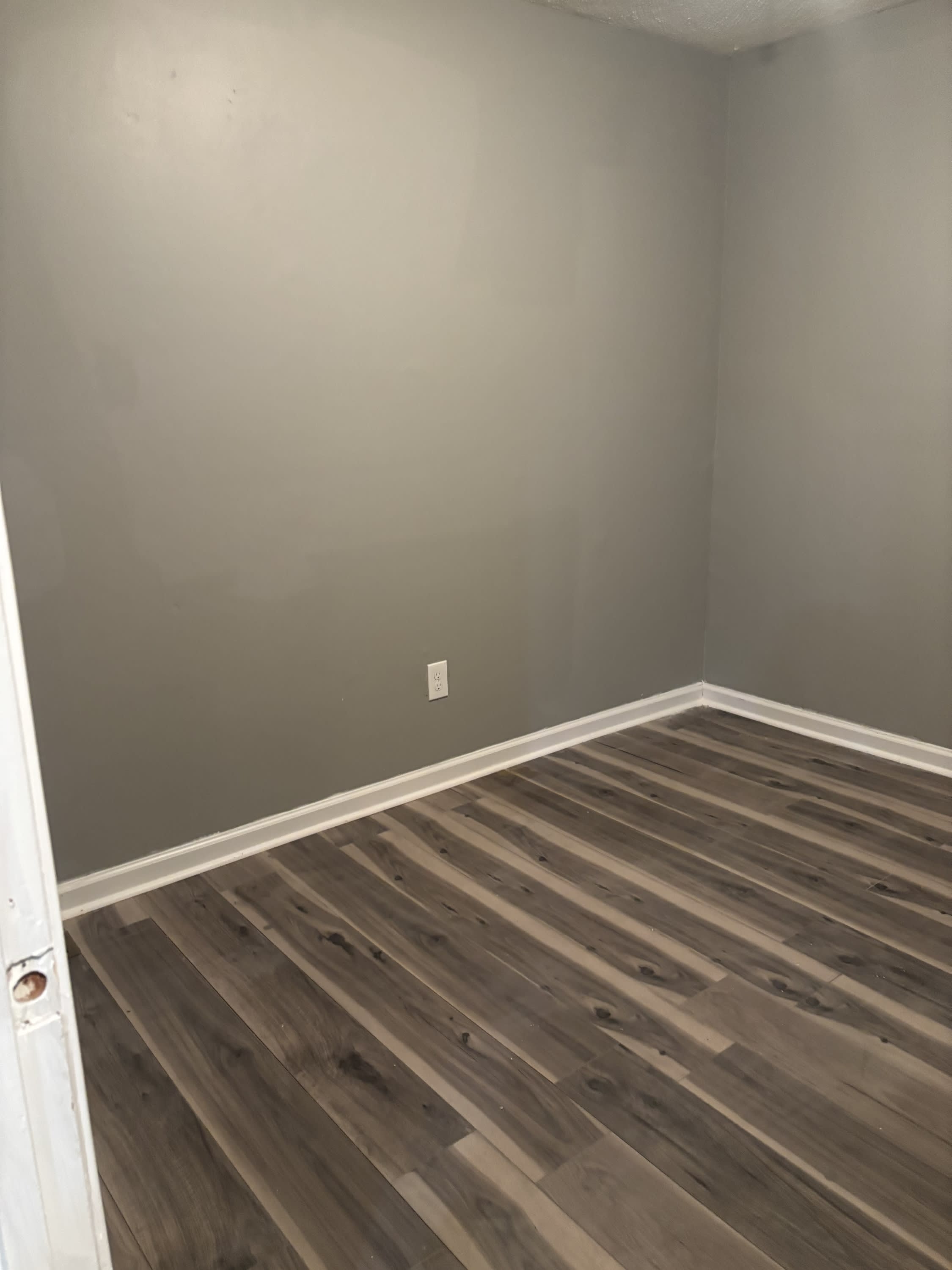 1889 Marjorie Street – photo 4