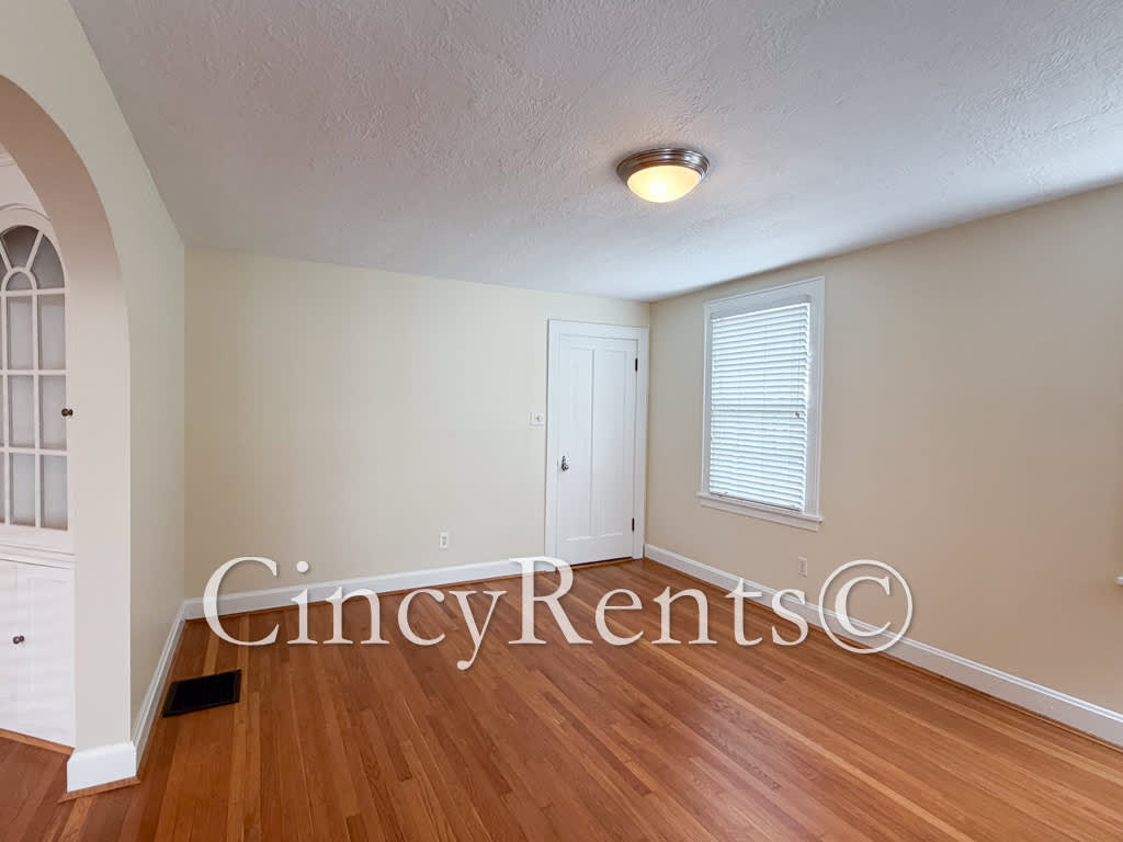 3434 Ault View Ave – photo 4