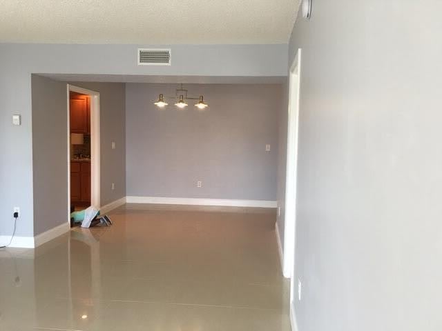 4154 Inverrary Drive – photo 3