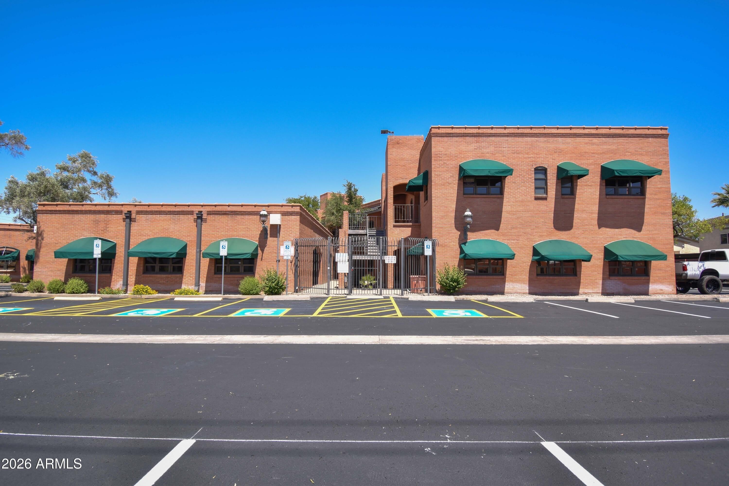 2701 N 16TH Street – photo 1