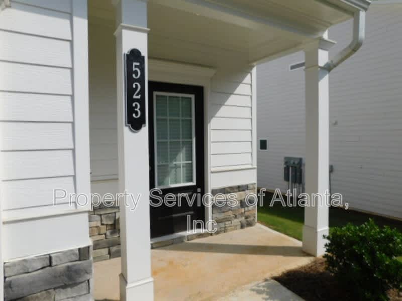 523 Ryan Ct – photo 2