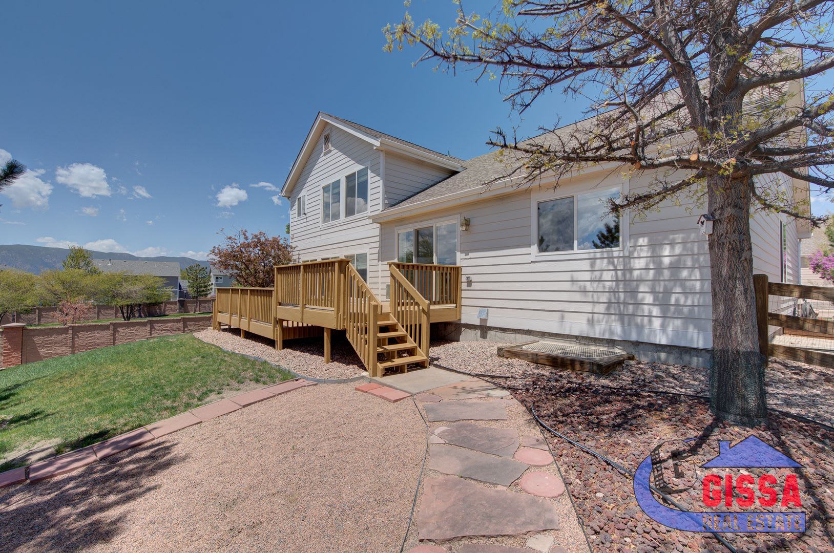 Beautiful large home with view of Pikes Peak in D-20 – photo 4