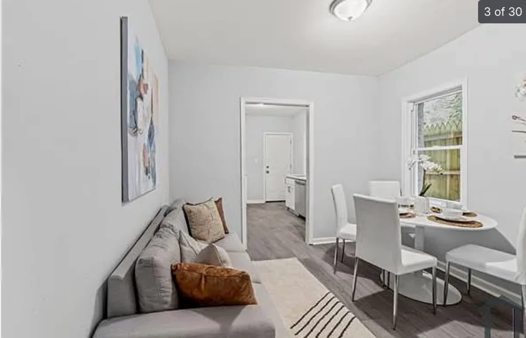 Modern 6 Bedroom Home In North Philadelphia – photo 2