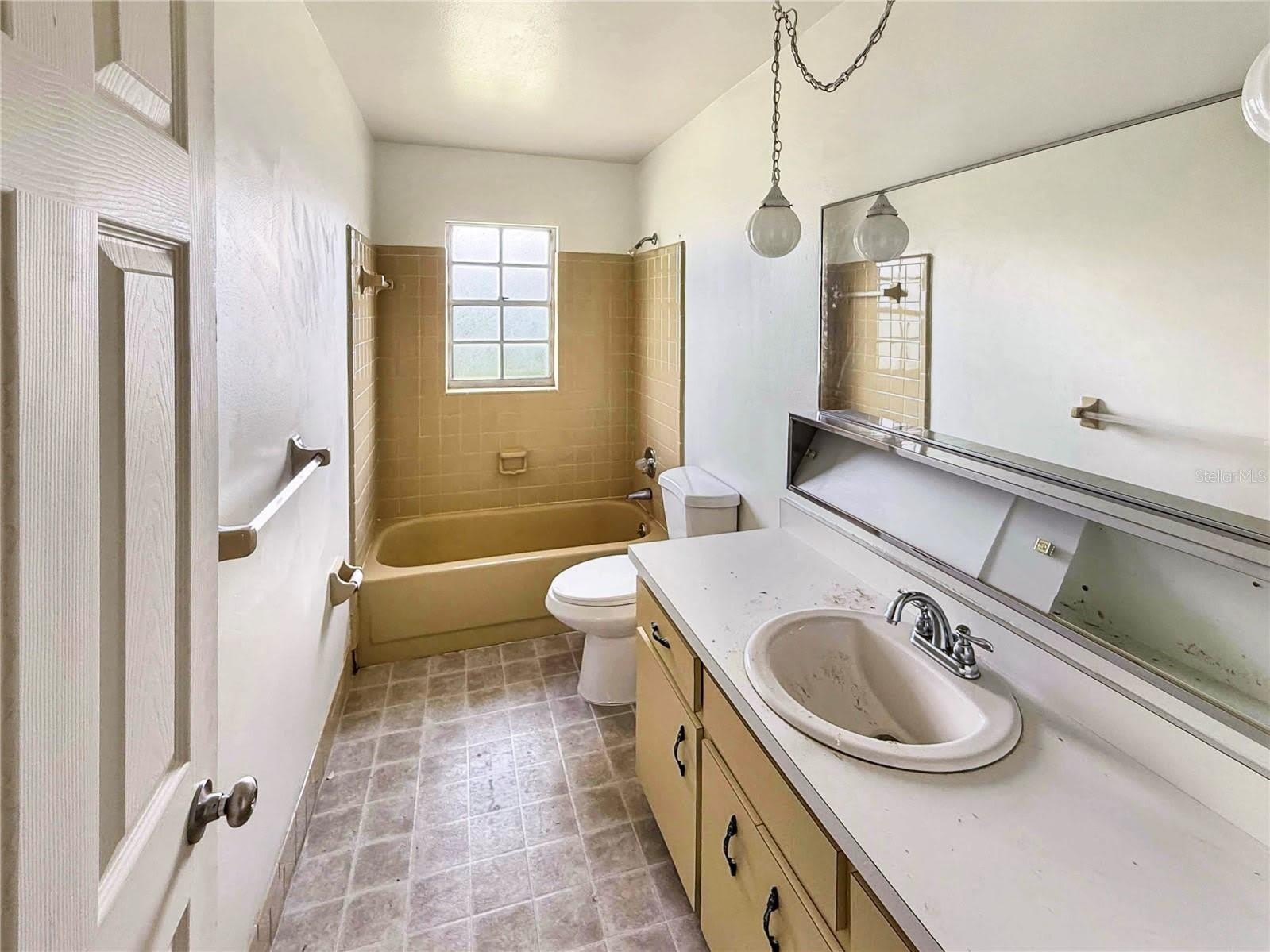 590 BELLTOWER Avenue – photo 4