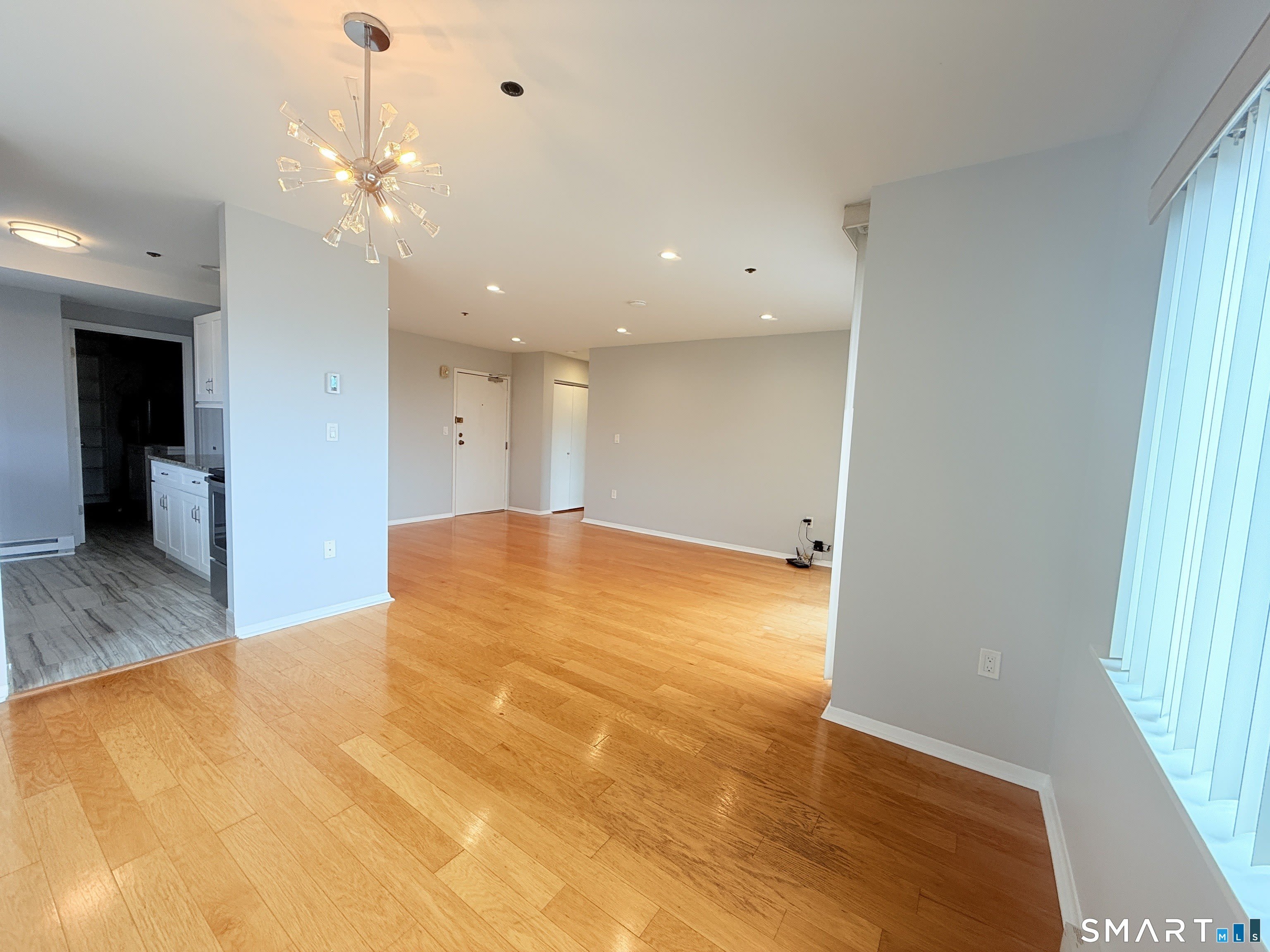 1611 Washington Boulevard – photo 3