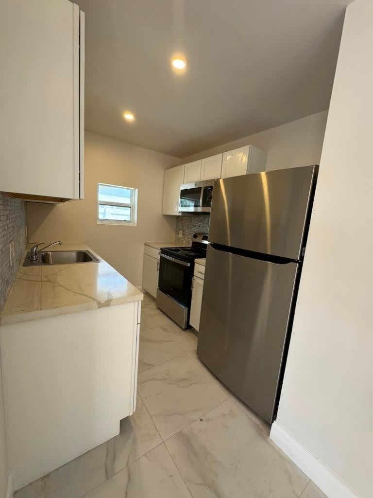 999 S RIVERSIDE Drive – photo 3