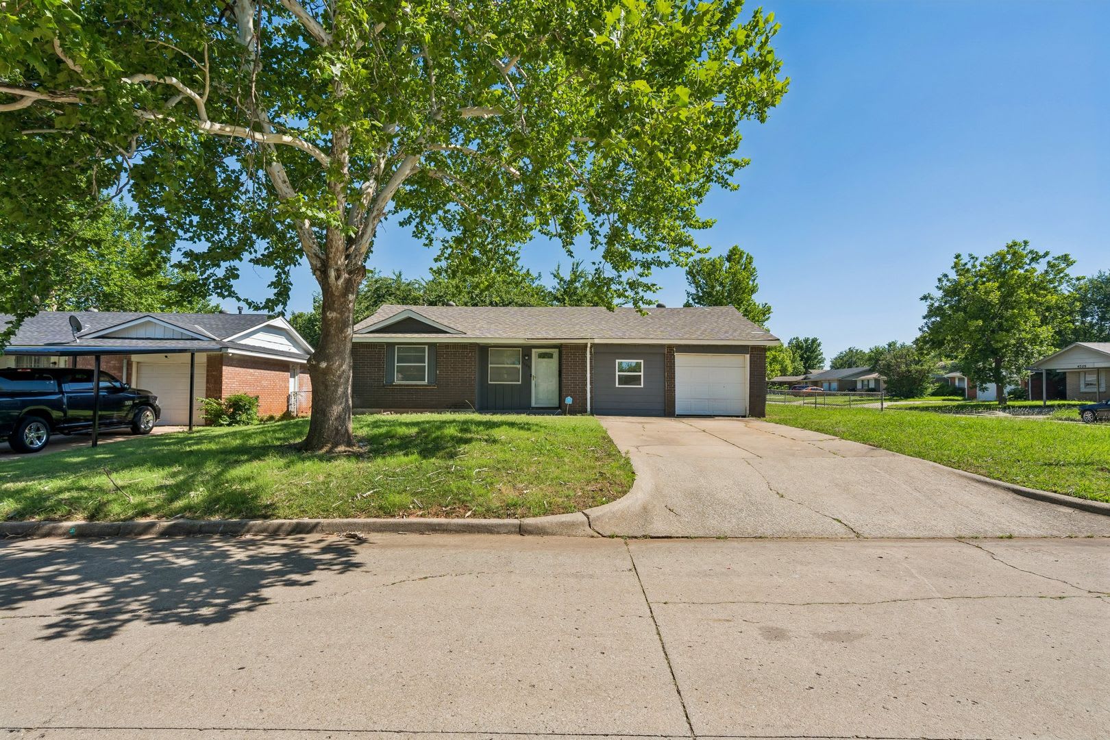 4008 SE 46th St – photo 1