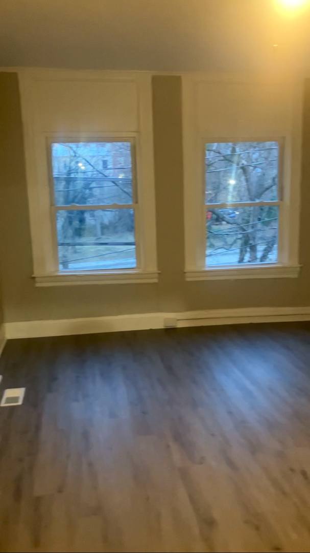 Spacious 3-Bedroom Home in a Prime Baltimore Location – Only $1,500/Month! – photo 5