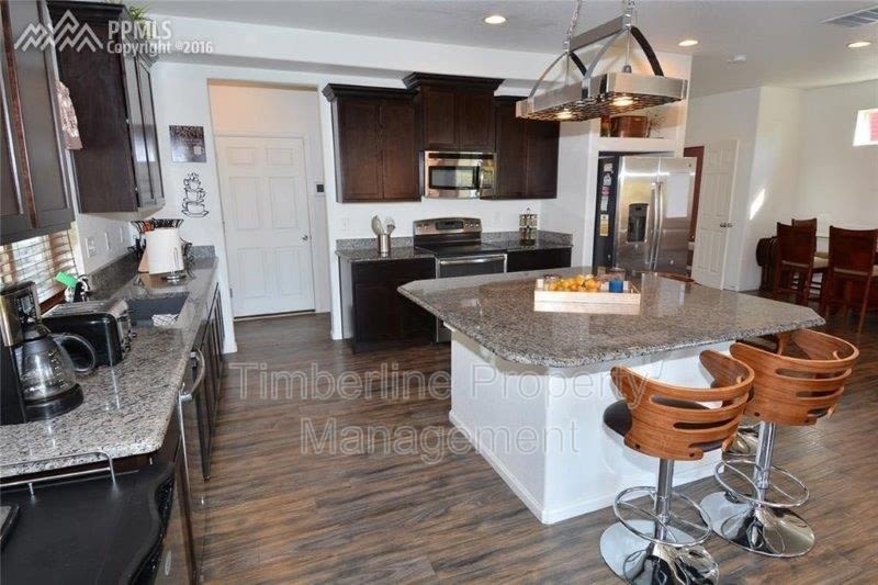 8075 Longleaf Lane – photo 3