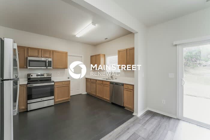 1054 Black Oak Drive – photo 5