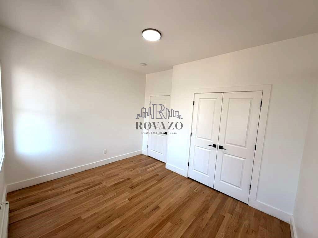 90 Ingraham Place – photo 4