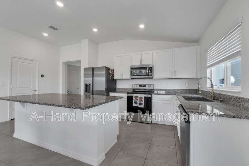 3800 Whitetail Ct – photo 4