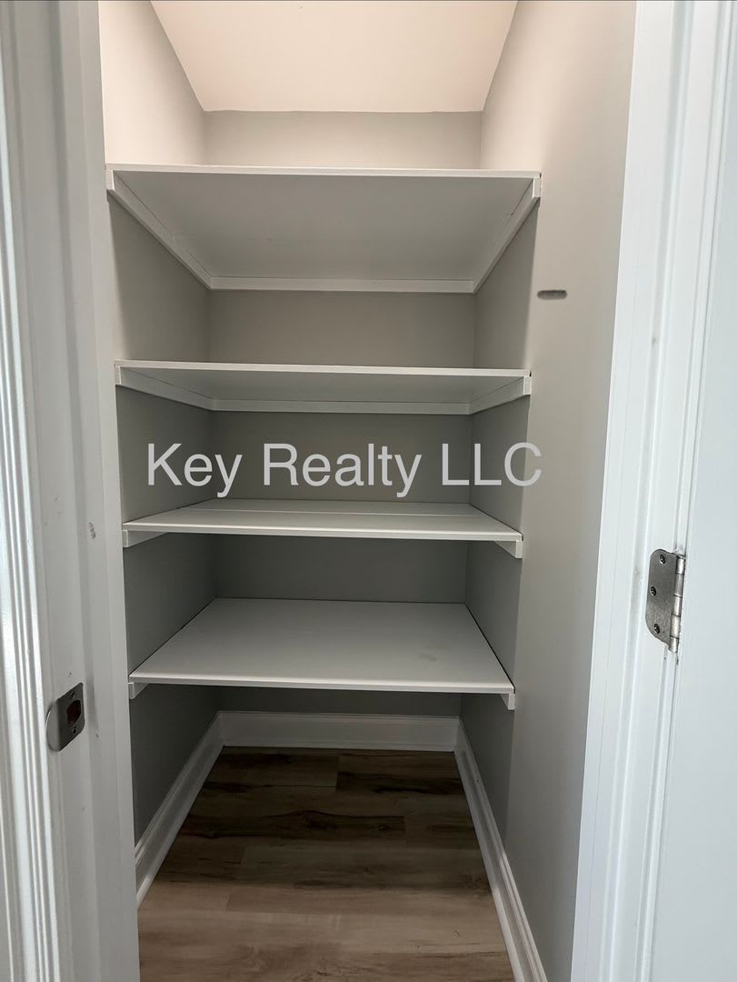 3211 Stimson Ave. – photo 5