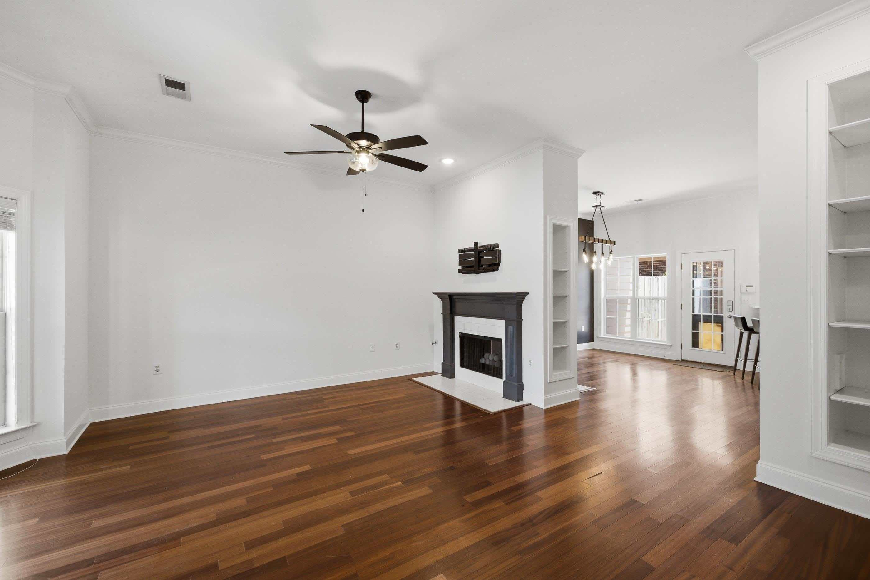 89 W CAROLINA Ave – photo 2