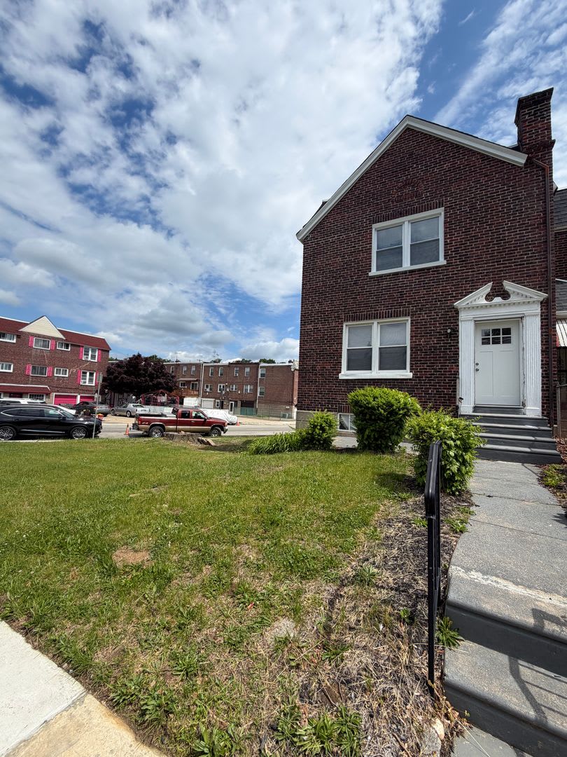 7925 CEDARBROOK Avenue – photo 1