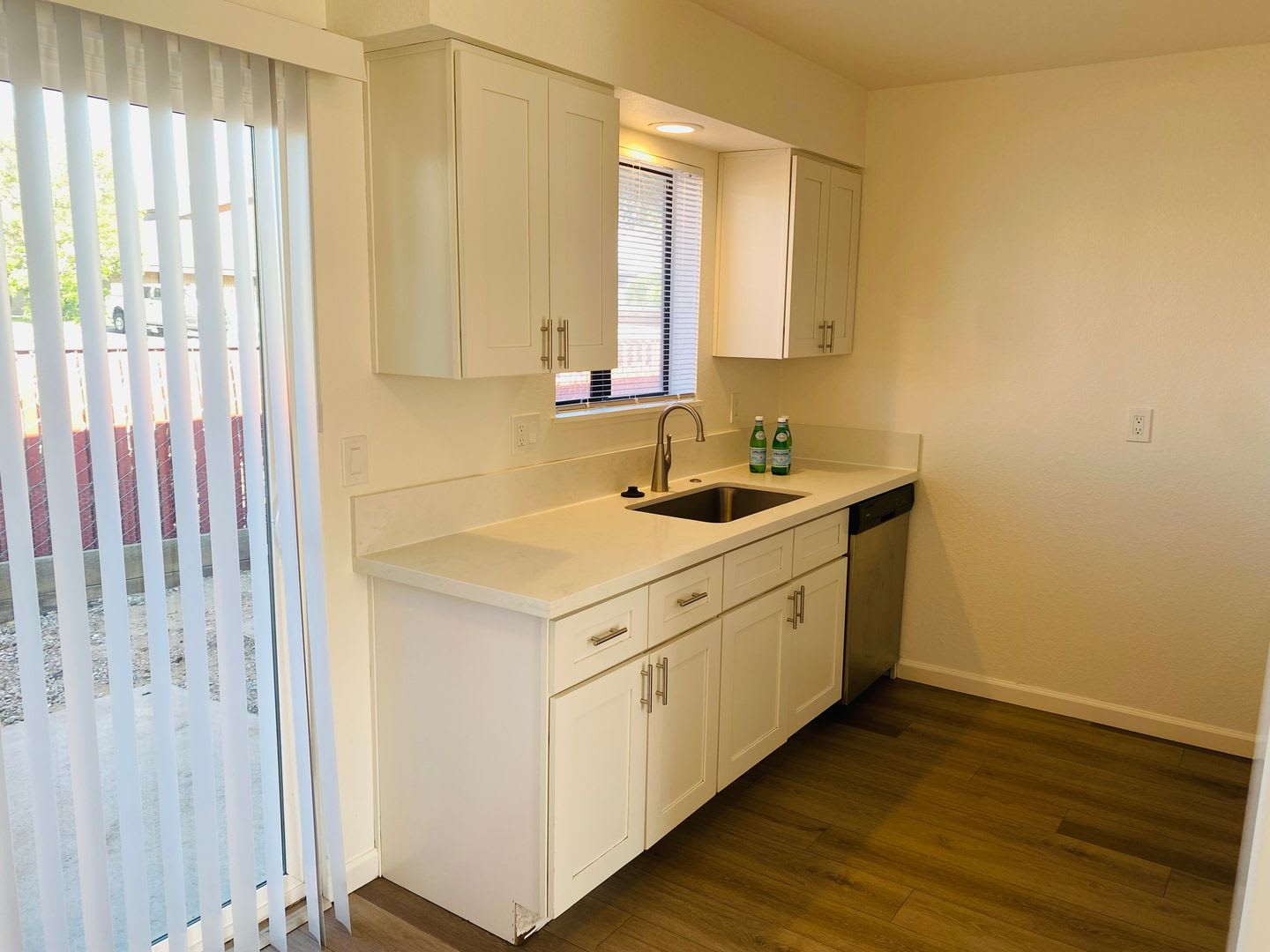 433 Timothy Way – photo 2