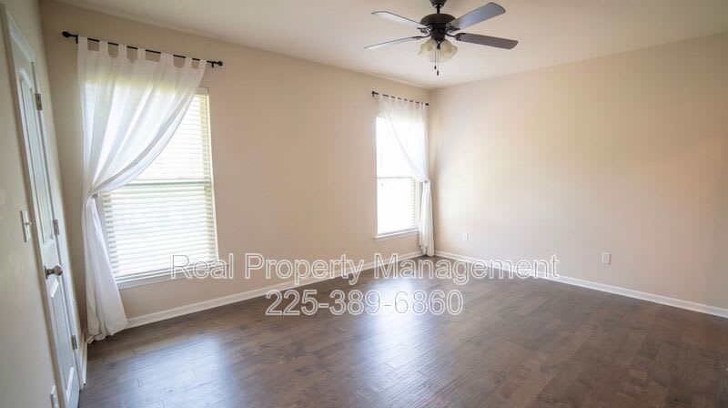 1870 Oakwood Dr – photo 5
