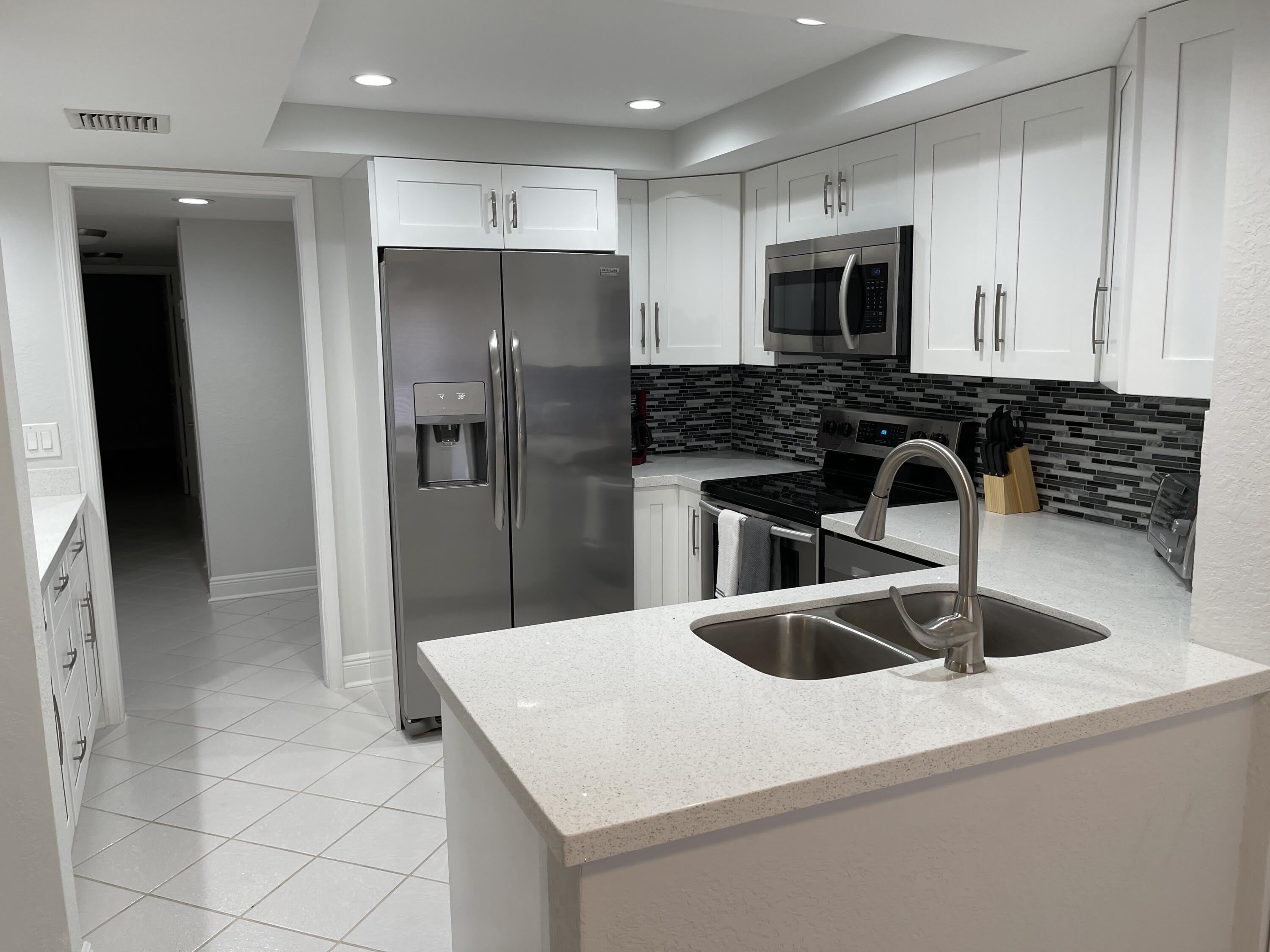 1660 Twelve Oaks Way – photo 3