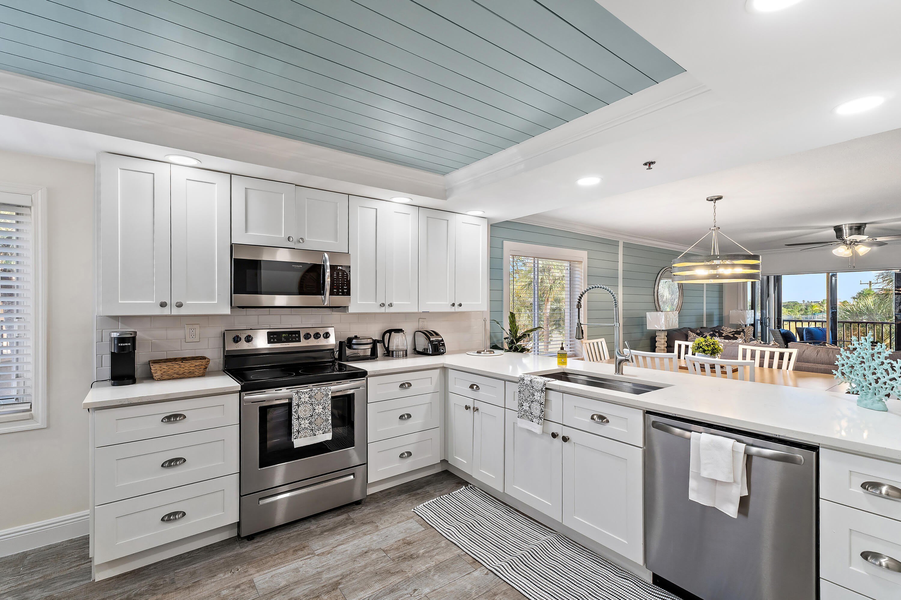 275 Palm Avenue – photo 3