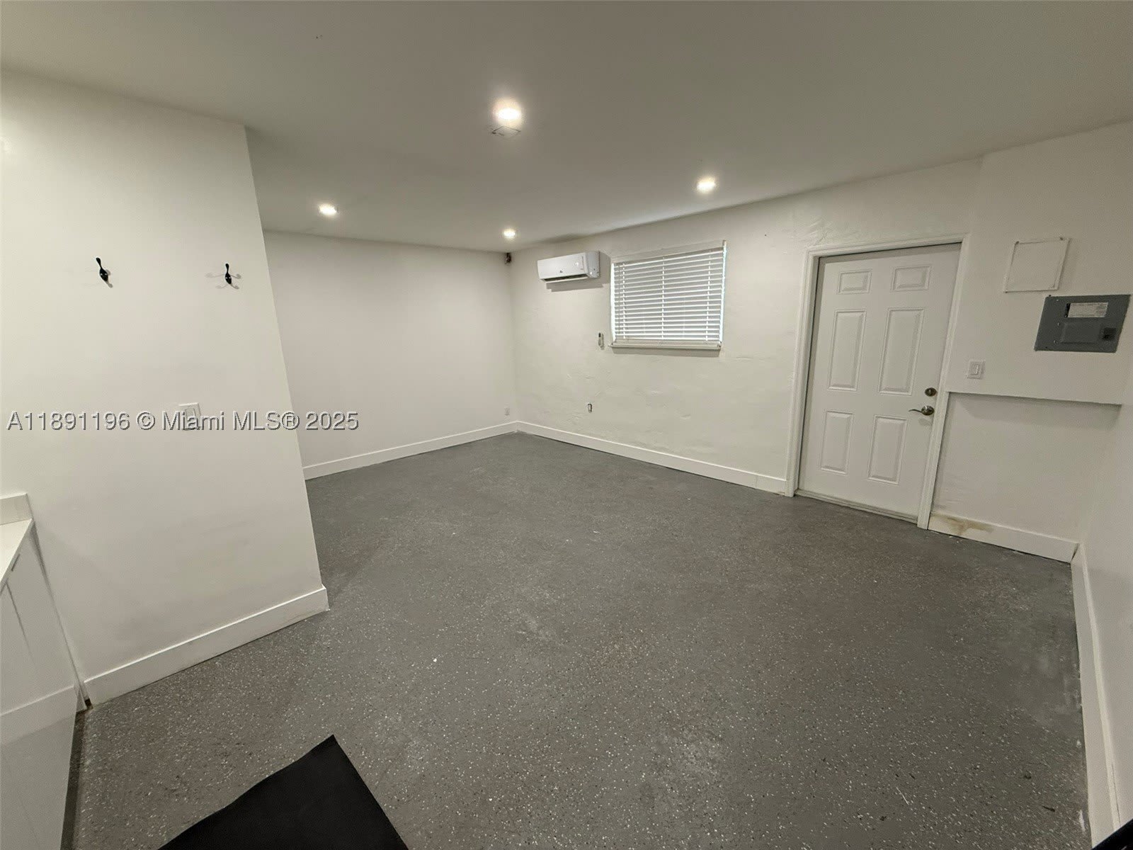 4300 NW 3rd Ct – photo 3