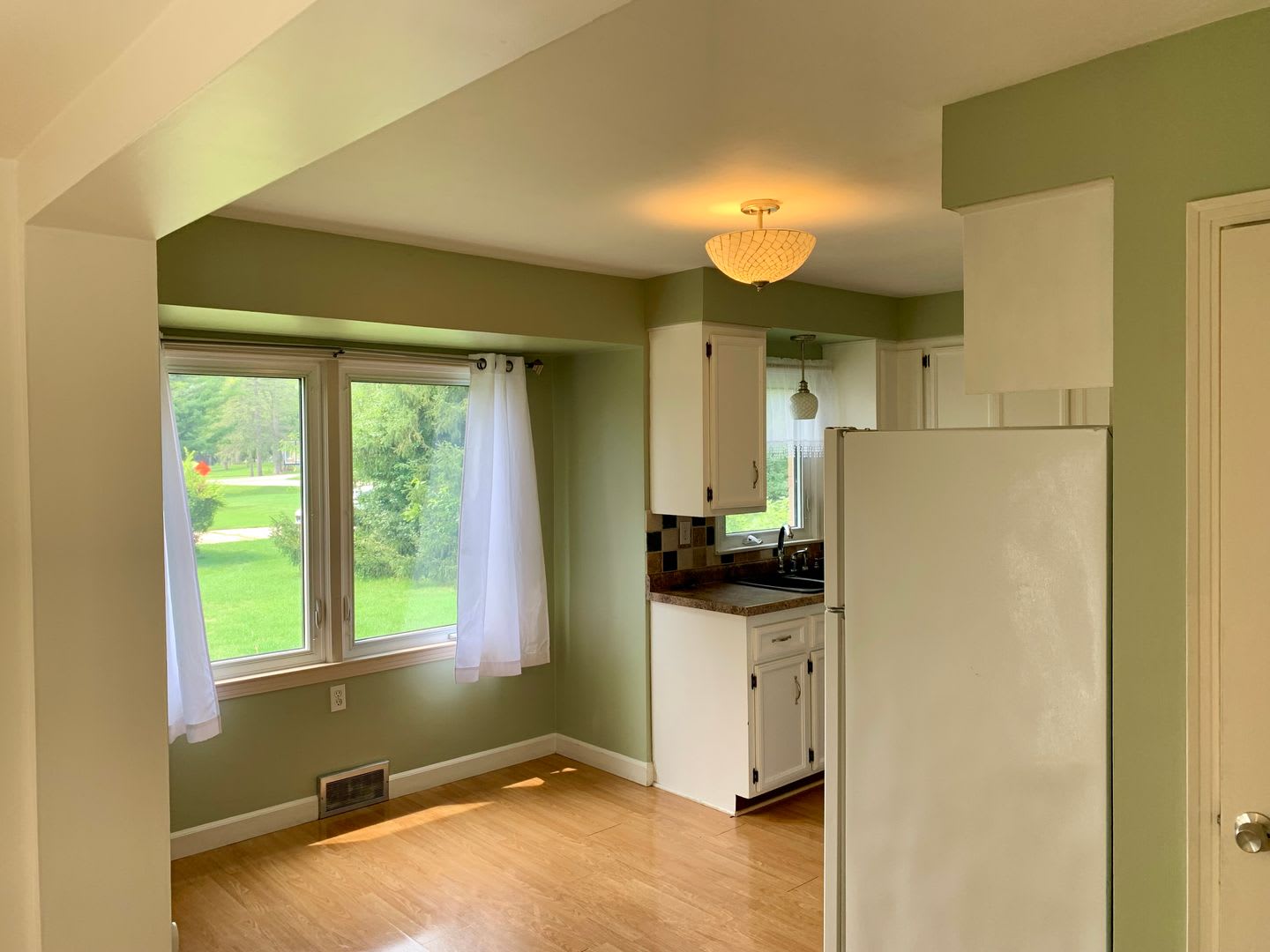 3-Bedroom Single Family Brookfield House – photo 5