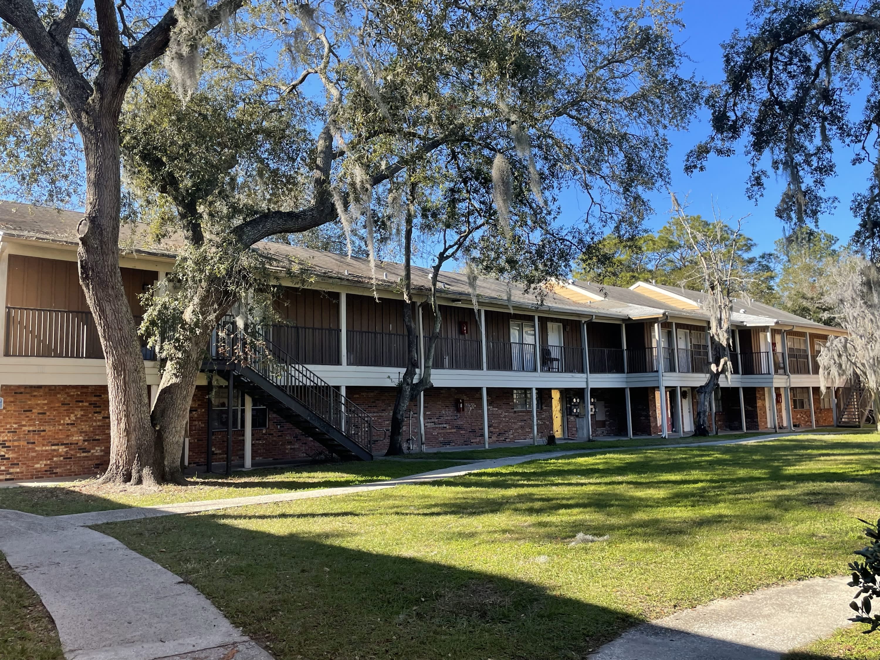 University Place – photo 1