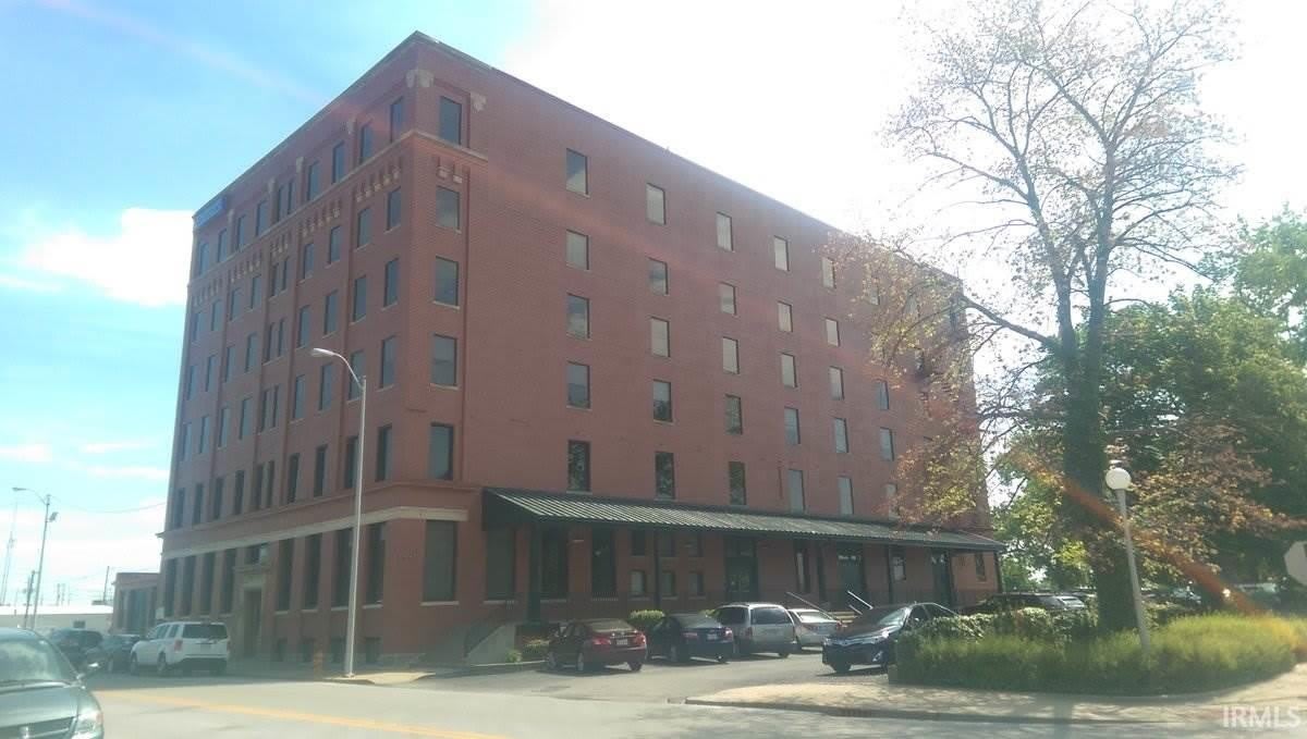 915 Main Street – photo 3