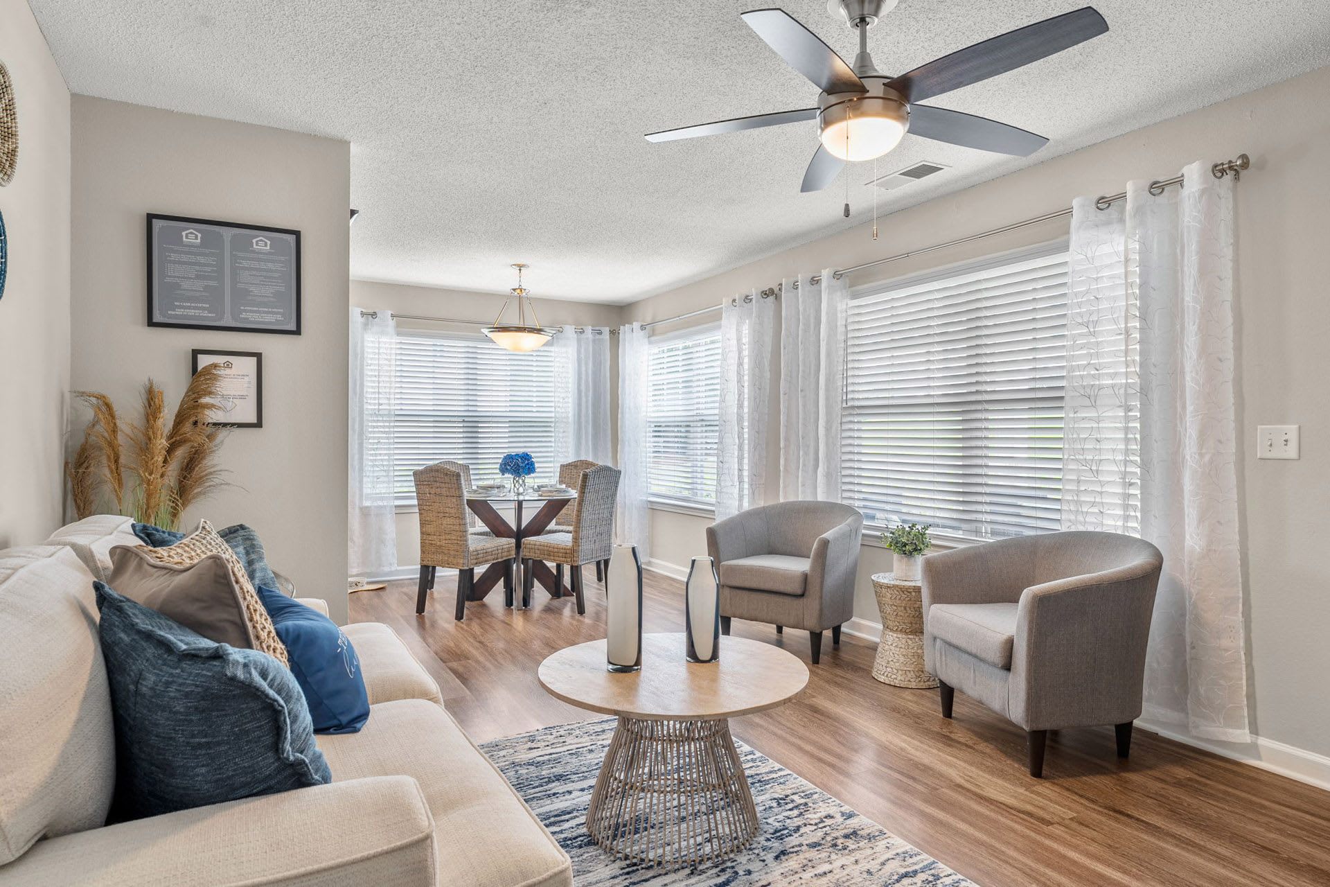 Flintlake Apartments – photo 1