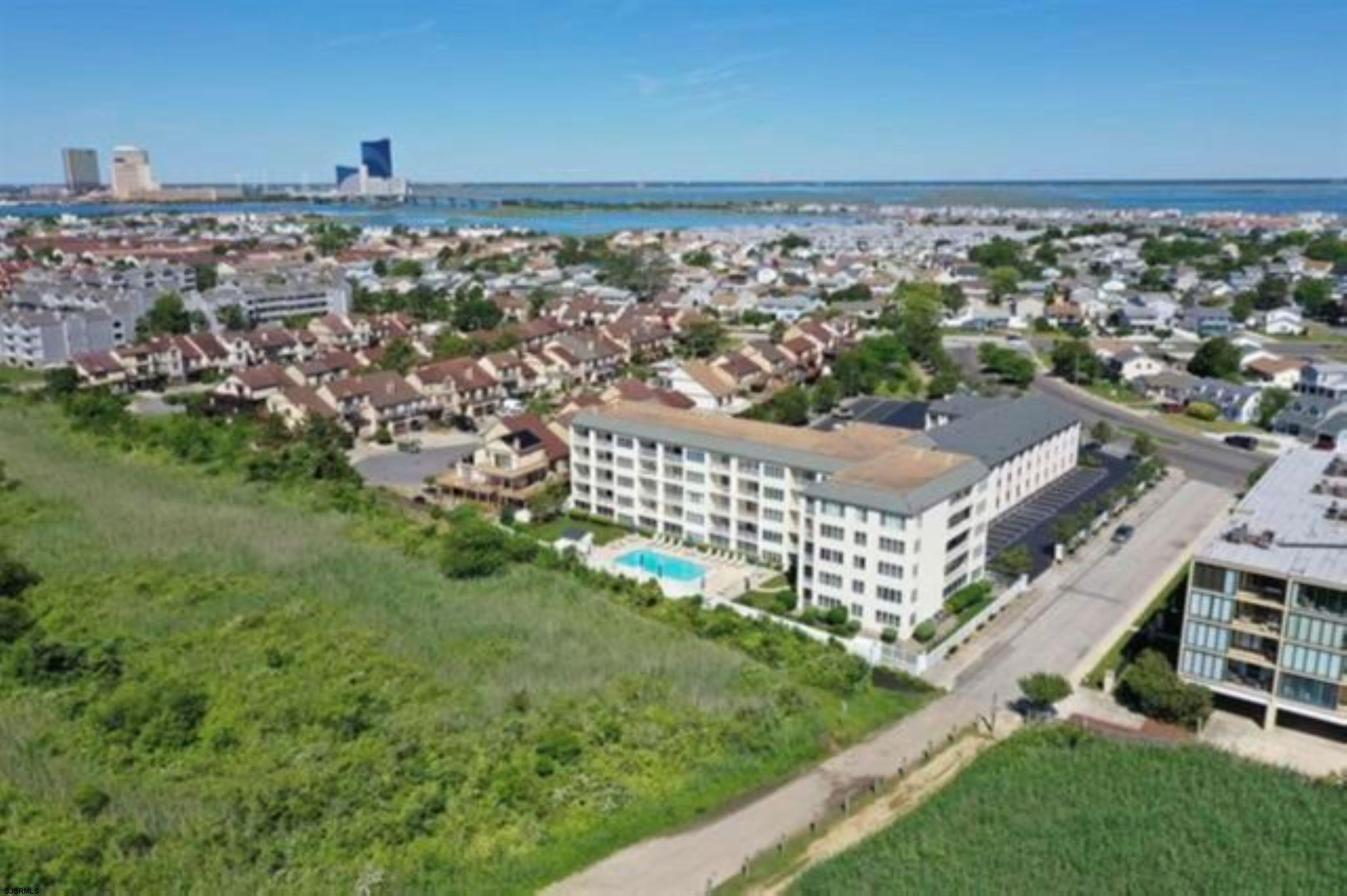 4600 W Brigantine Ave – photo 1