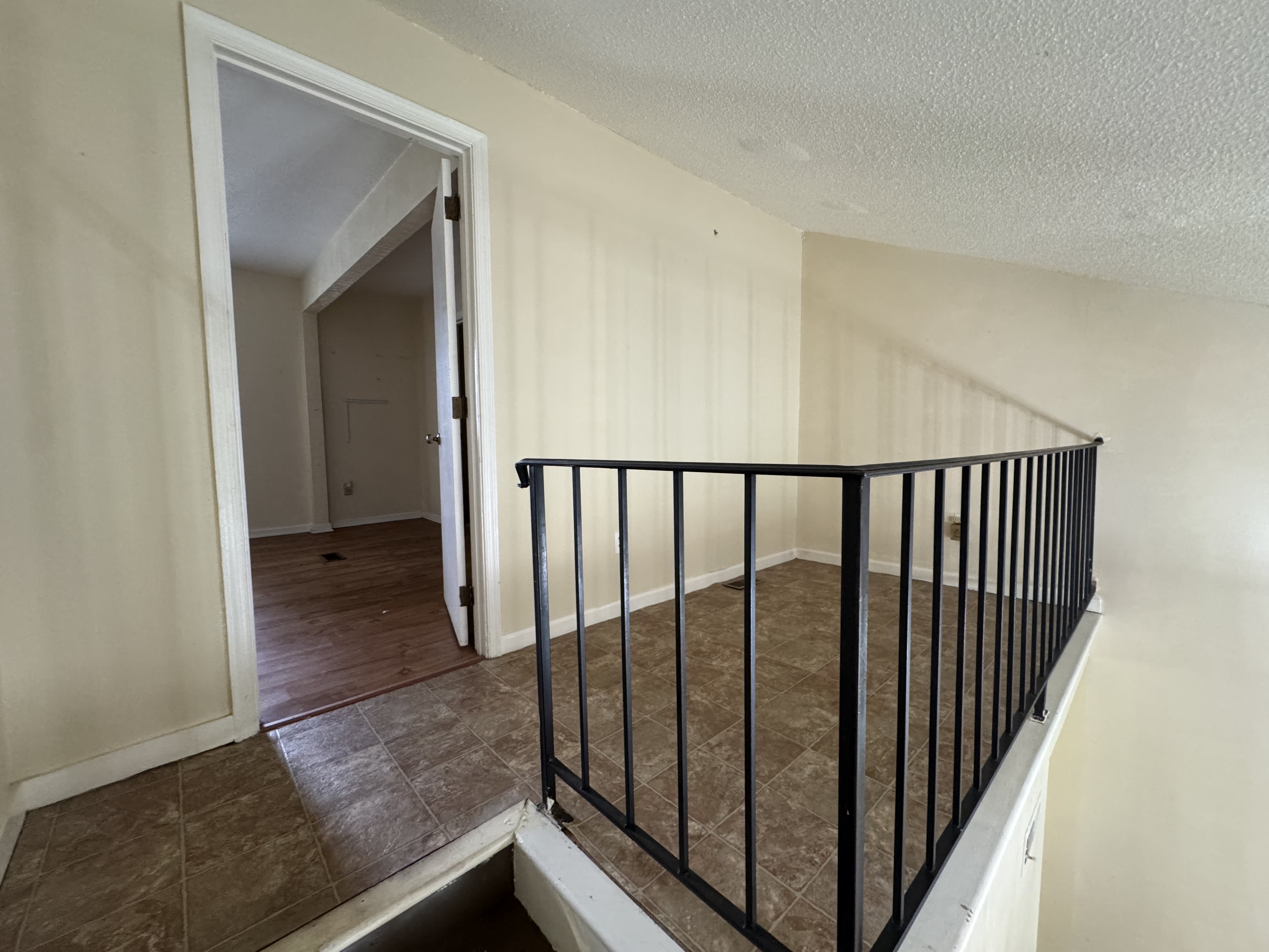 655 26Th St – photo 5