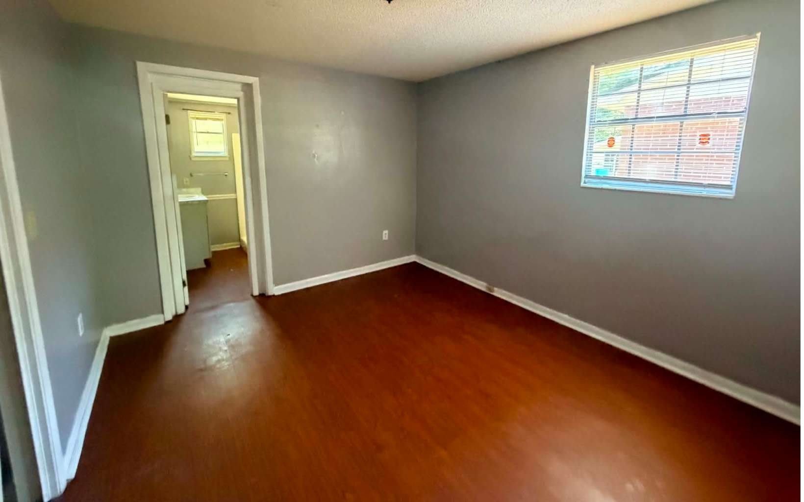 1061 SW MCFARLANE 102 – photo 5