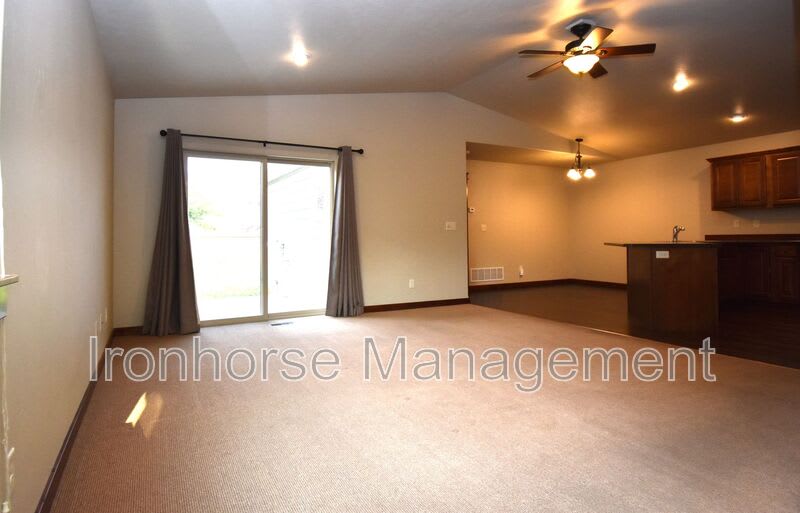 103 Covey Ct. – photo 3