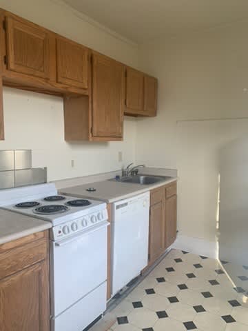 1280 Highland Street – photo 4