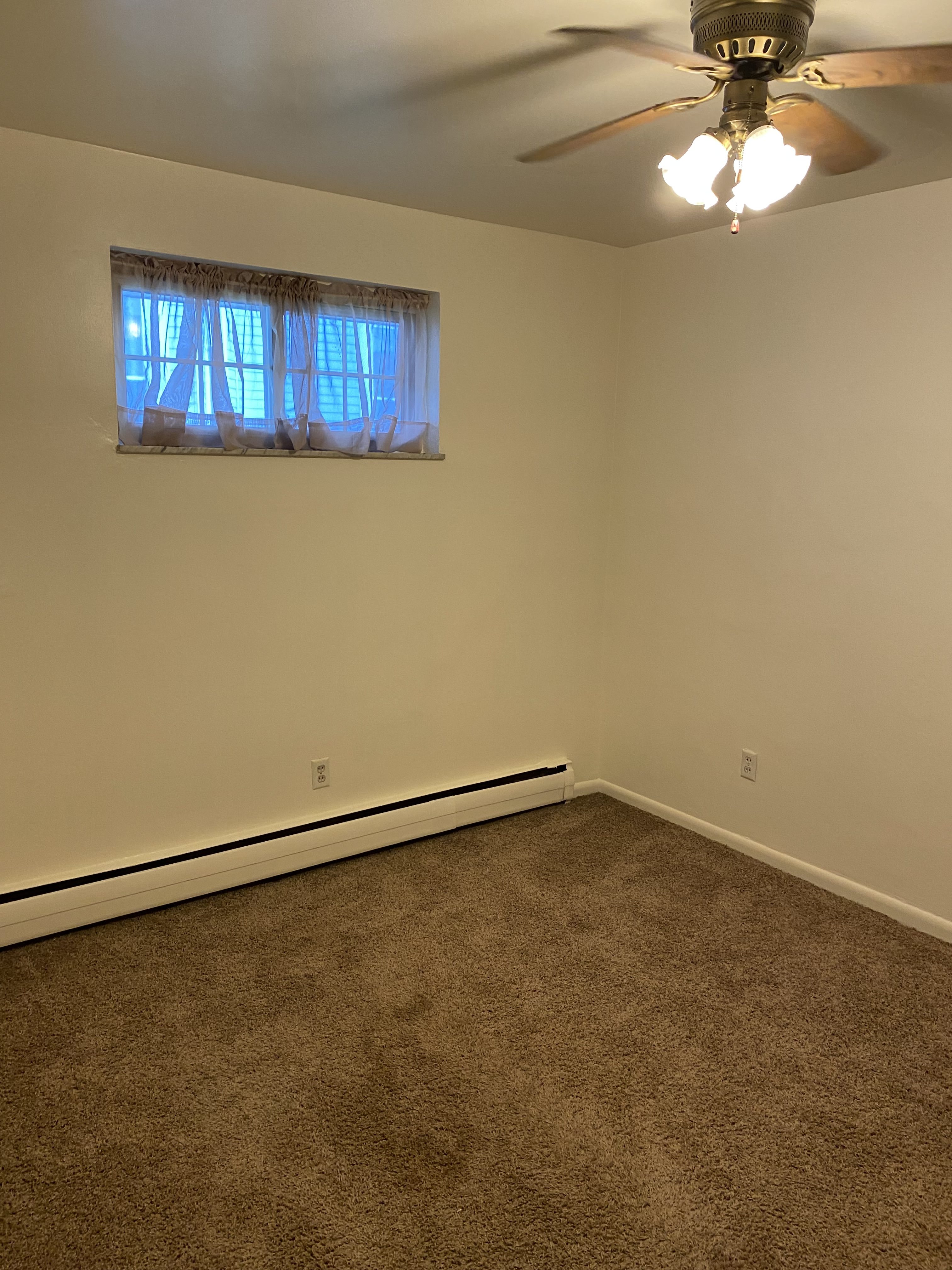 420 Foster St – photo 4