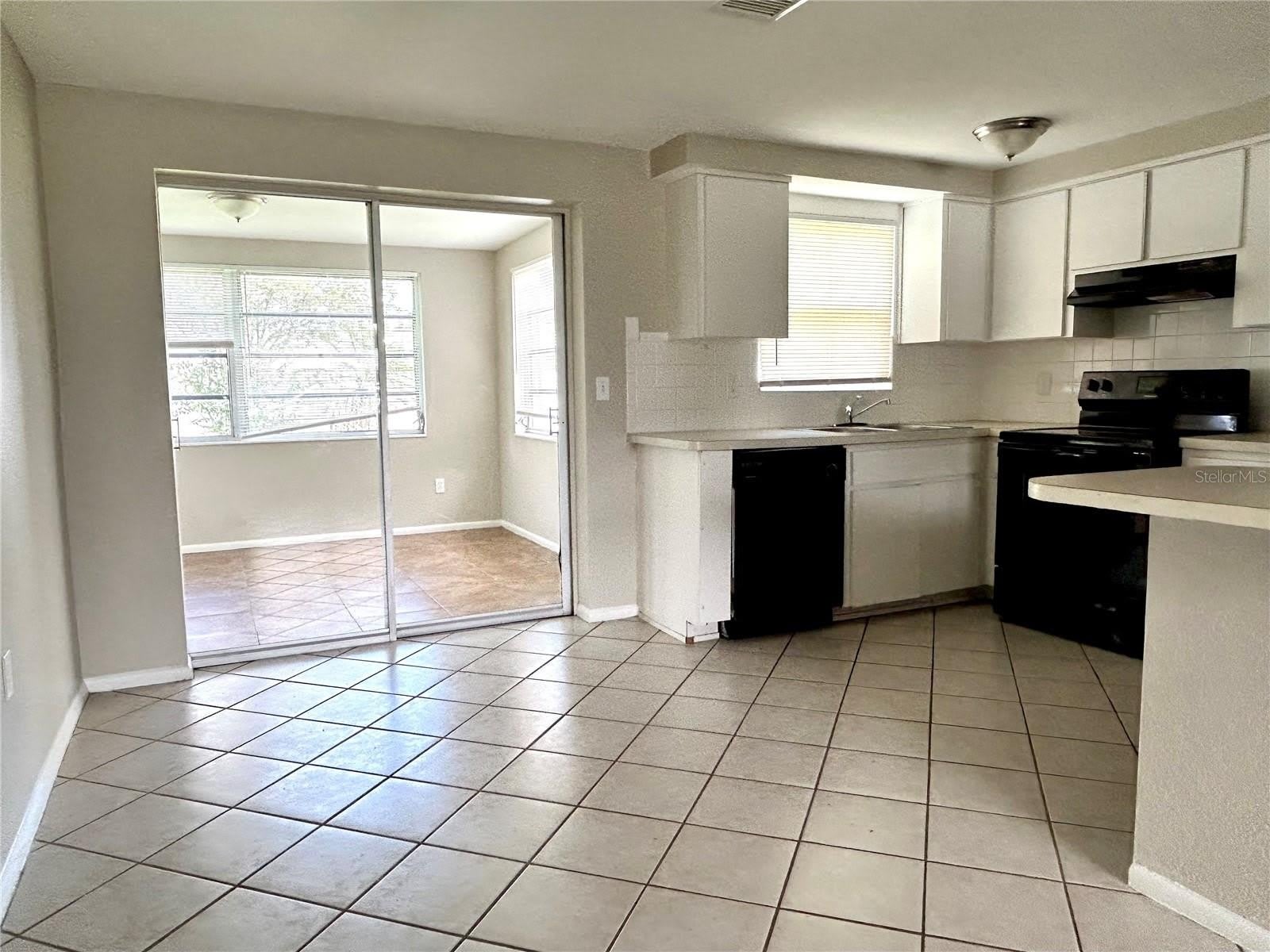 4653 DARLINGTON Road – photo 3