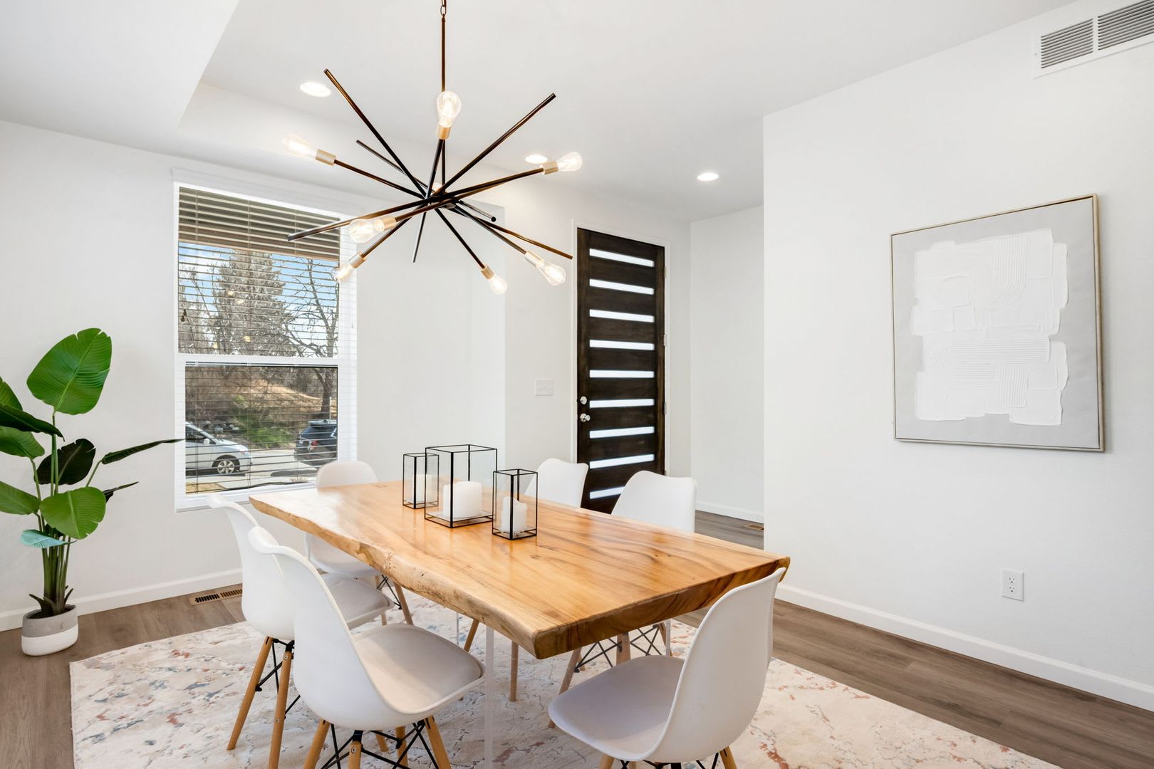 Spacious 5-Bedroom Duplex in Denver Near Sloan’s Lake – photo 4