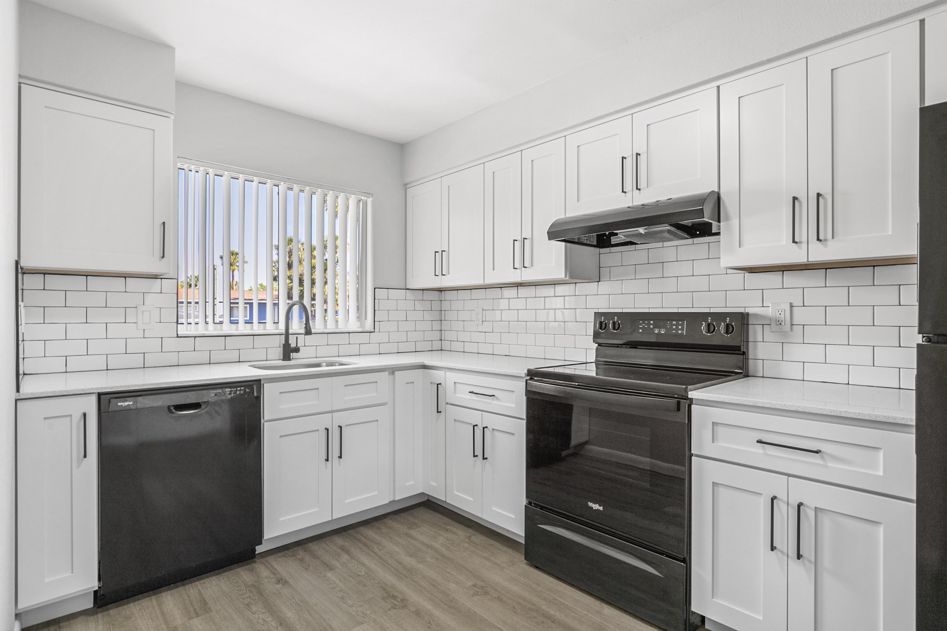 Bella Sol Apartments – photo 1