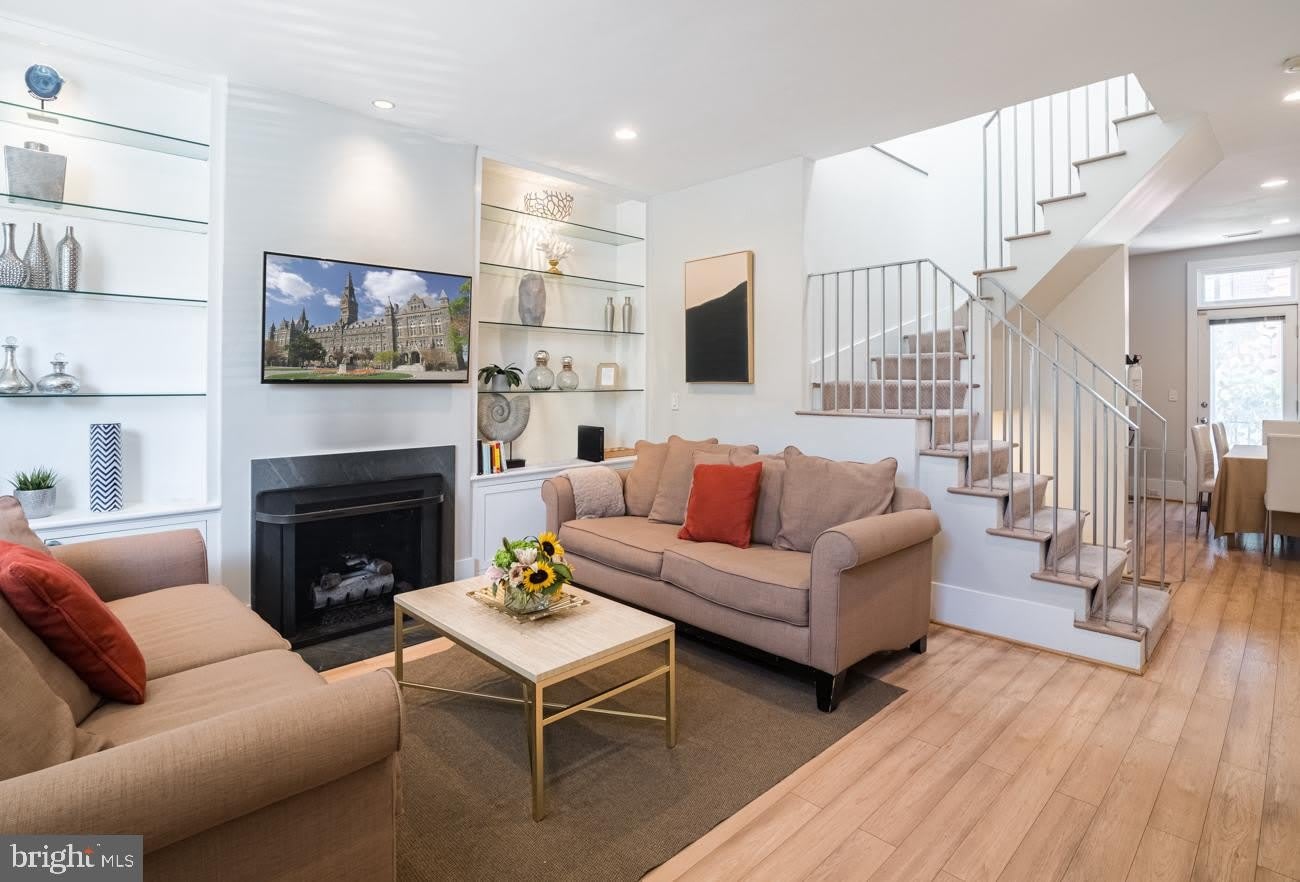 1407 33RD Street NW – photo 3