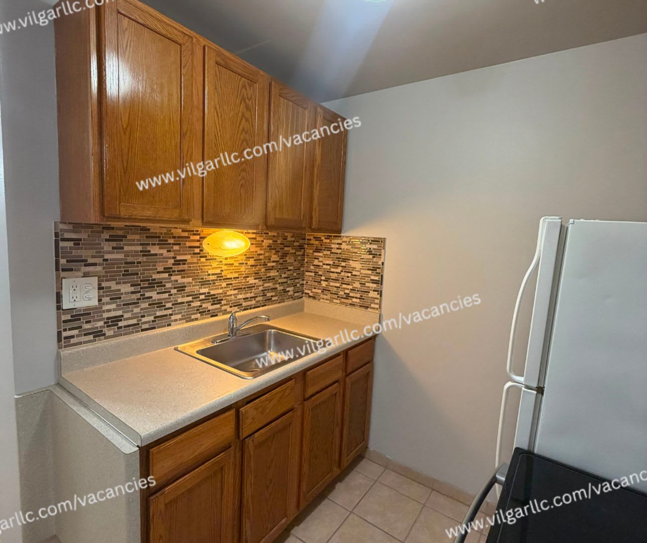 Spacious 1 Bedroom • 1 Bathroom 1st Floor Condo – photo 4