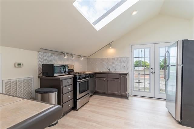 1702 DANTE Street – photo 2
