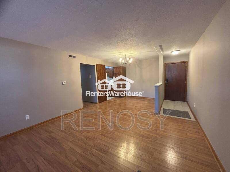 7815 Douglas Ave – photo 4