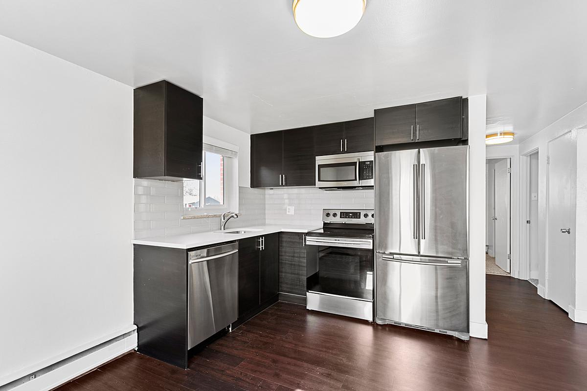 5300 E Asbury Avenue – photo 2