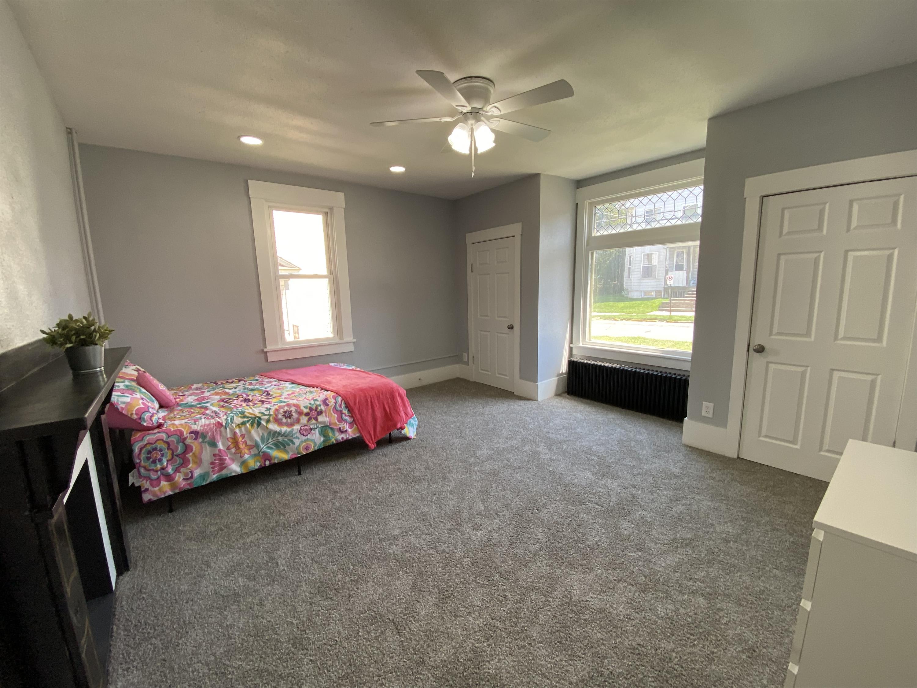 136 North 9th St, 1 – photo 5
