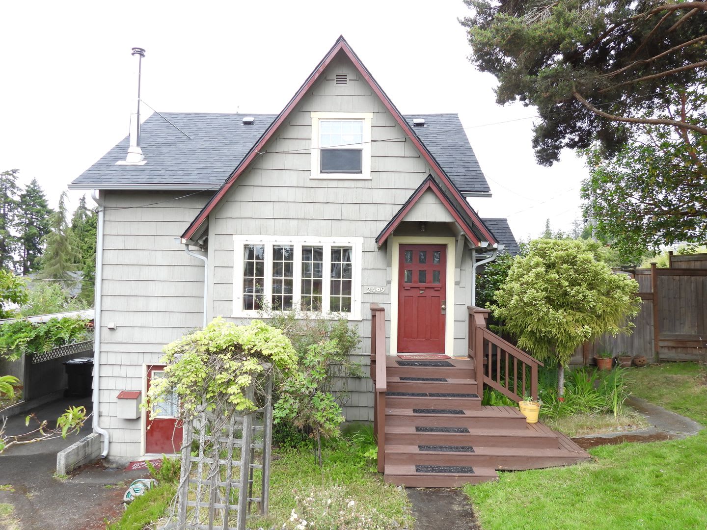 Charming Home – photo 1