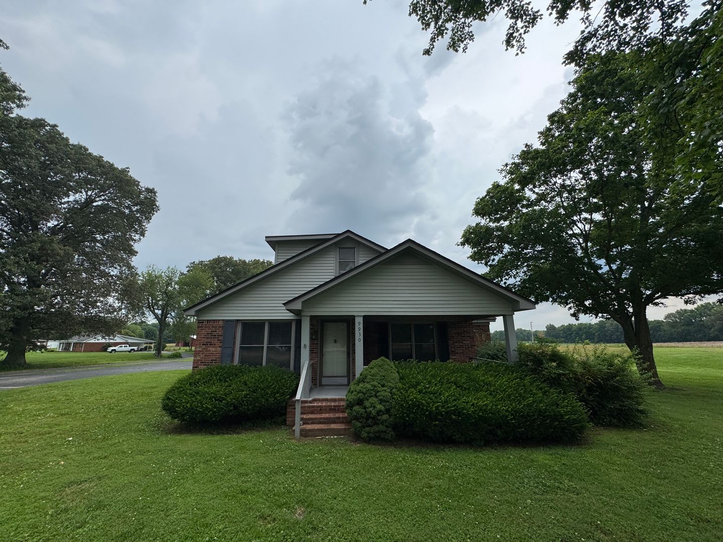 Prime Location! 3 Bed Home on Highway to Martin! – photo 3