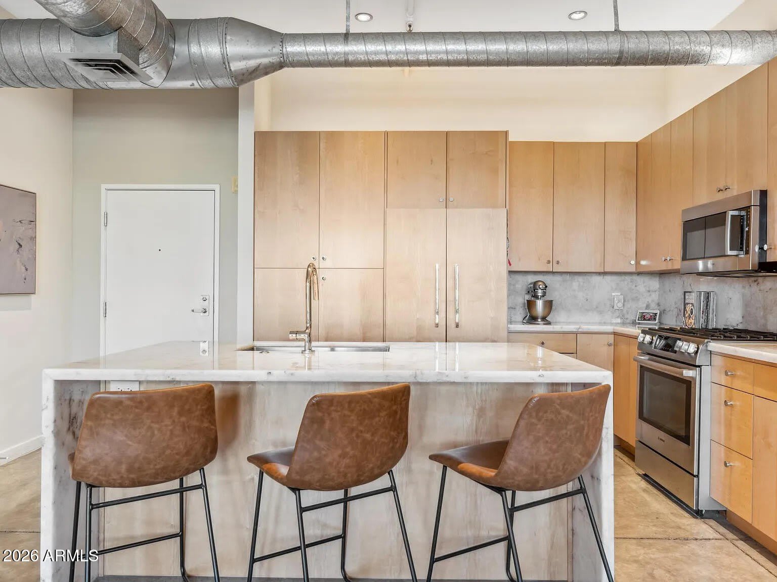 914 E OSBORN Road – photo 2