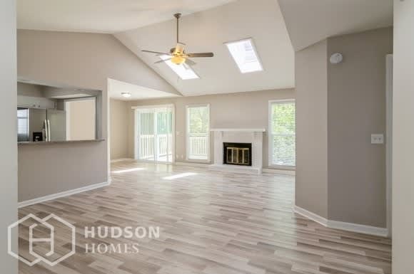 5300 Village Way – photo 3
