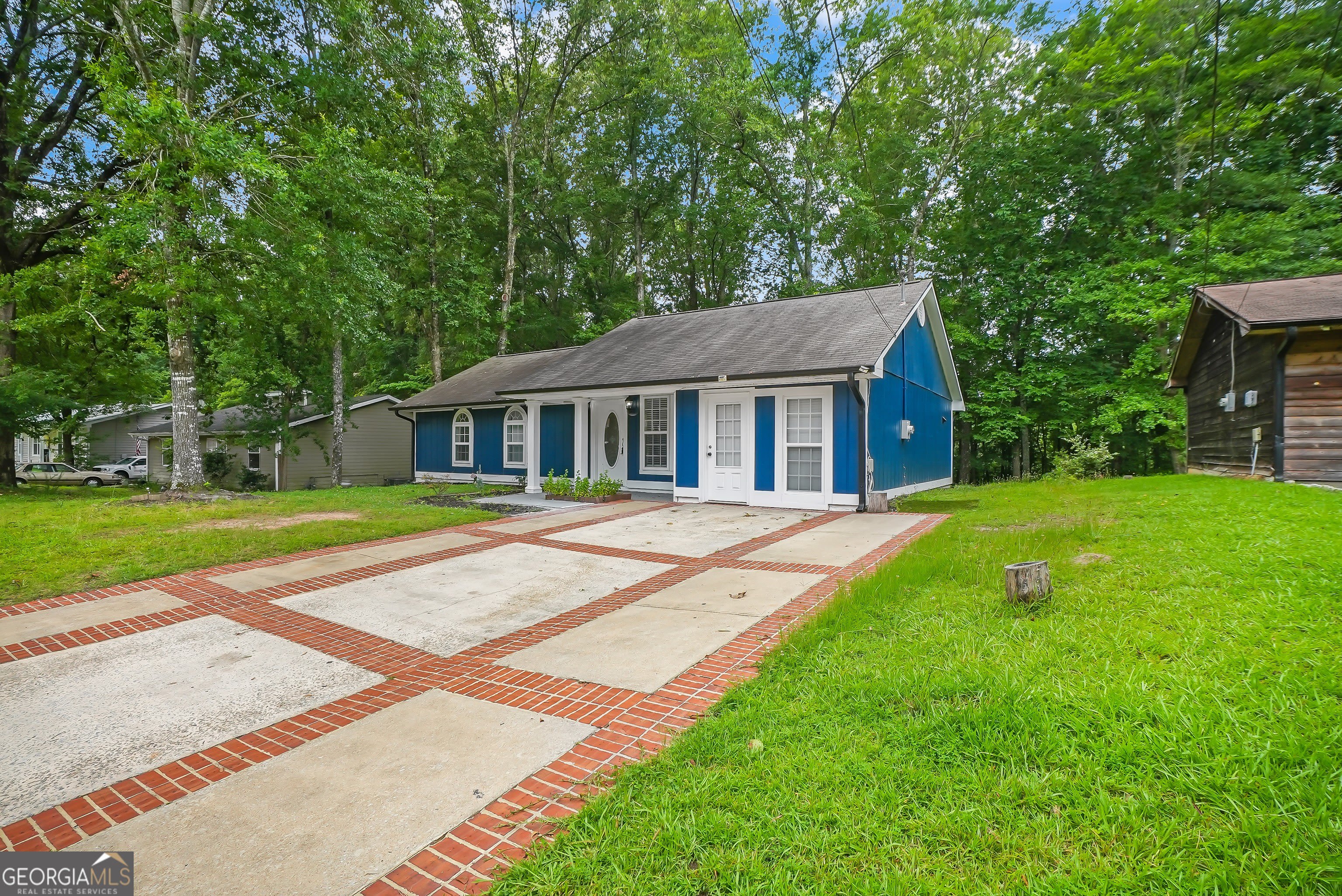217 Wynnmeade Parkway – photo 2